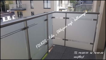 Czym zasłonić szklany balkon -Folkos folie matowe na szklane balkony- Oklejamy balkony Warszawa -Folie matowe zewnetrzne