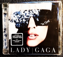 Polecam- Wspaniały Album CD LADY GAGA- The Fame CD