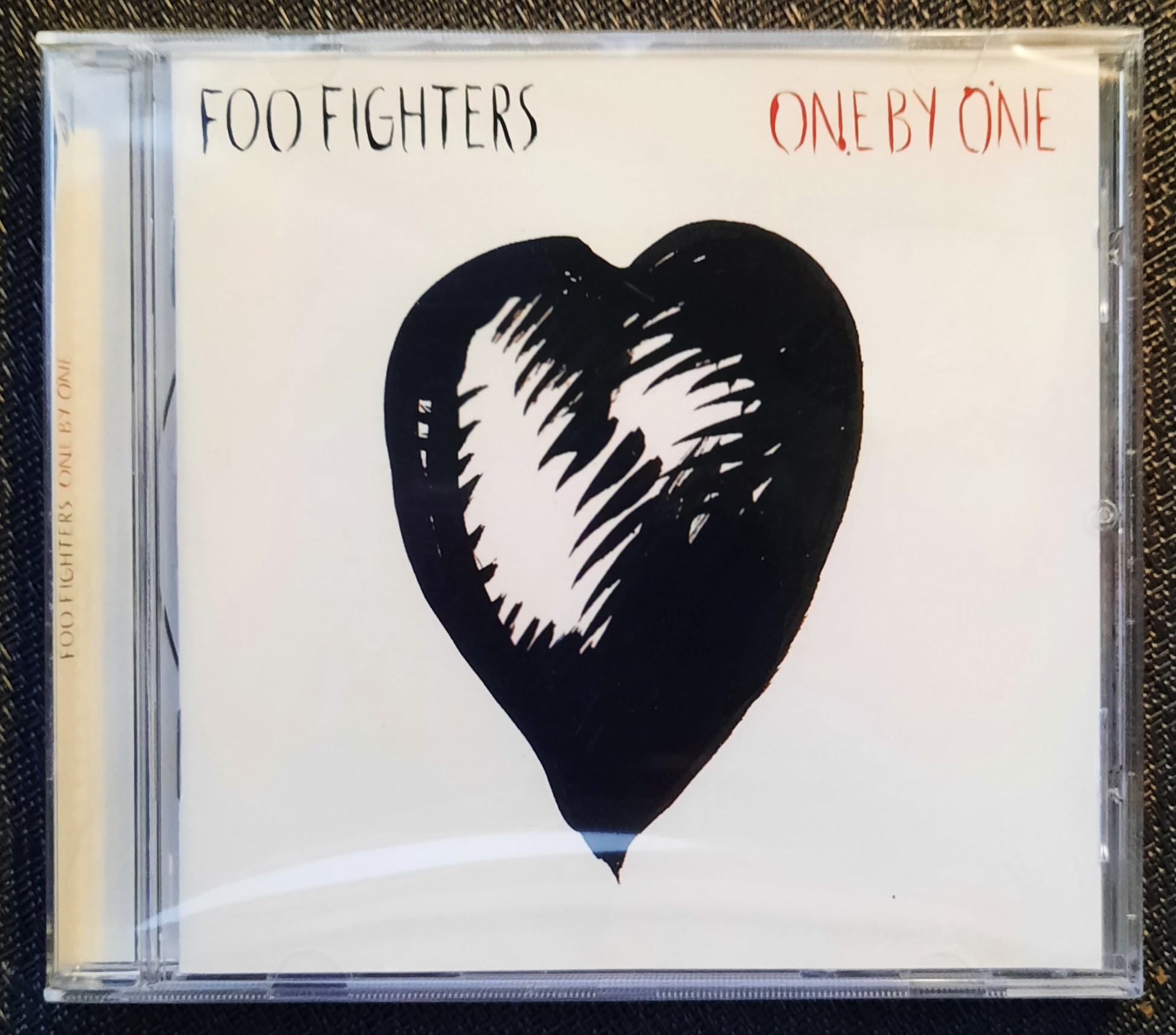 Polecam Album CD  Zespołu FOO FIGHTERS - Album One by One