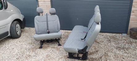 Sprzedam kanapy/ fotele Renault Trafic 2011r.