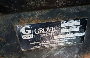 Używany Żuraw samojezdny Grove RT 640S - 33 ton