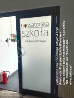 Folkos folie okienne Legionowo- folie z usługą oklejania szyb , folei do domu, szkół, sklepów, magazynów, przychodni zdrowia...