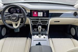 Bentley Flying Spur hybrid v8 power 4x4 1200KM WK1